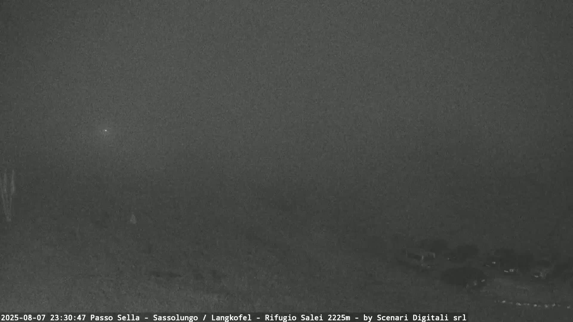 Sassolungo , Langkofel - Passo Sella Ski Slopes Dolomites Live Cam  - Bolzano, Trentino-South Tyrol, Italy