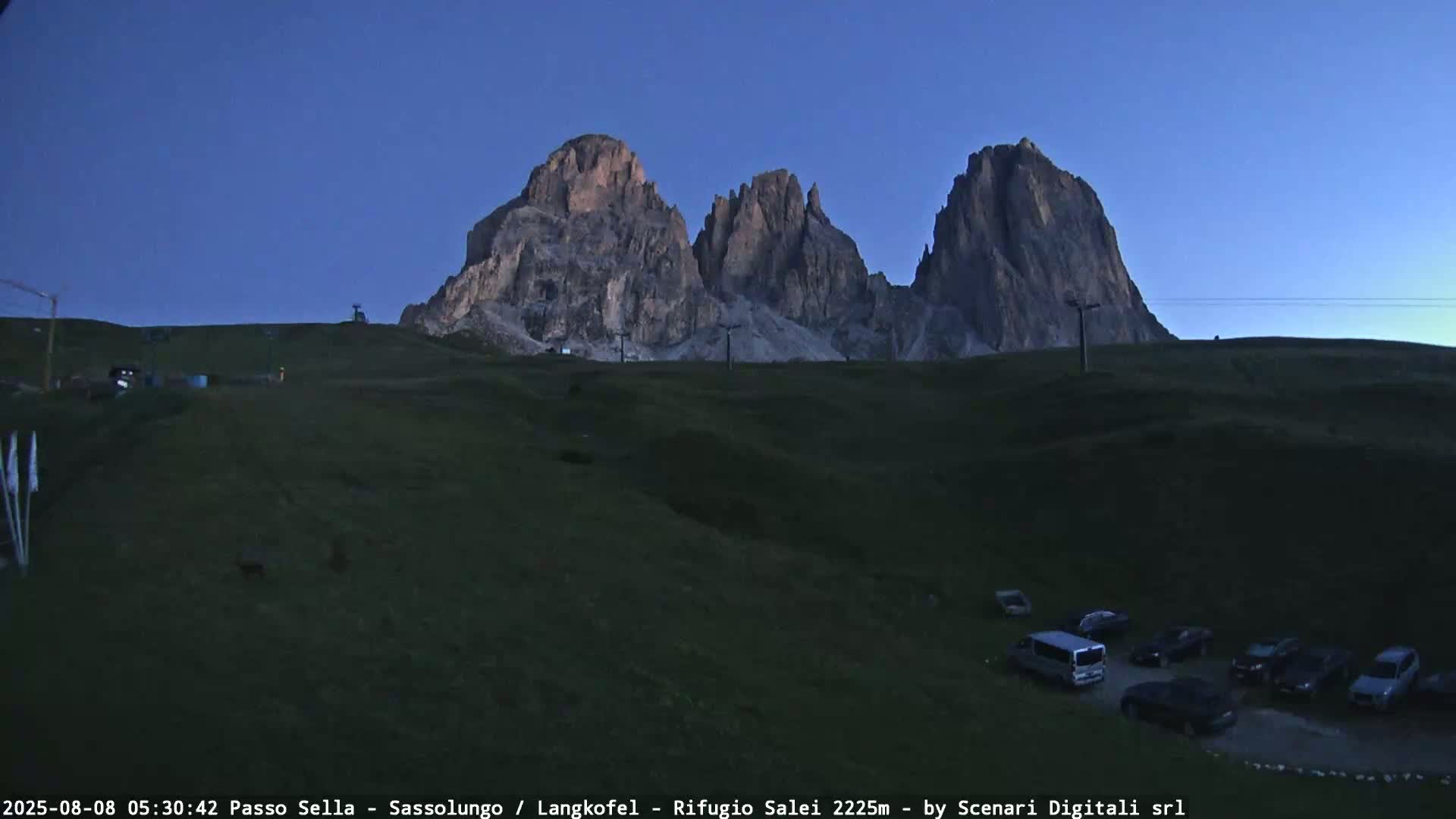 Sassolungo , Langkofel - Passo Sella Ski Slopes Dolomites Live Cam  - Bolzano, Trentino-South Tyrol, Italy
