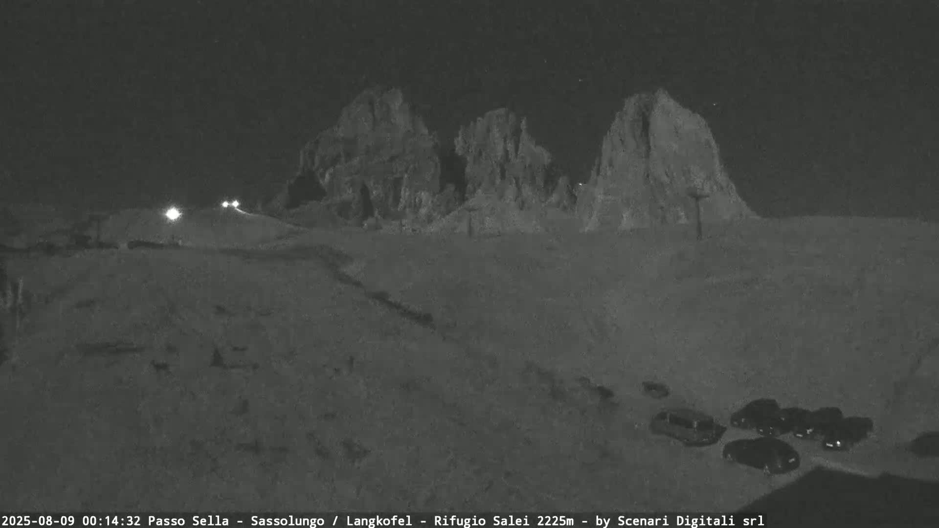 Sassolungo , Langkofel - Passo Sella Ski Slopes Dolomites Live Cam  - Bolzano, Trentino-South Tyrol, Italy