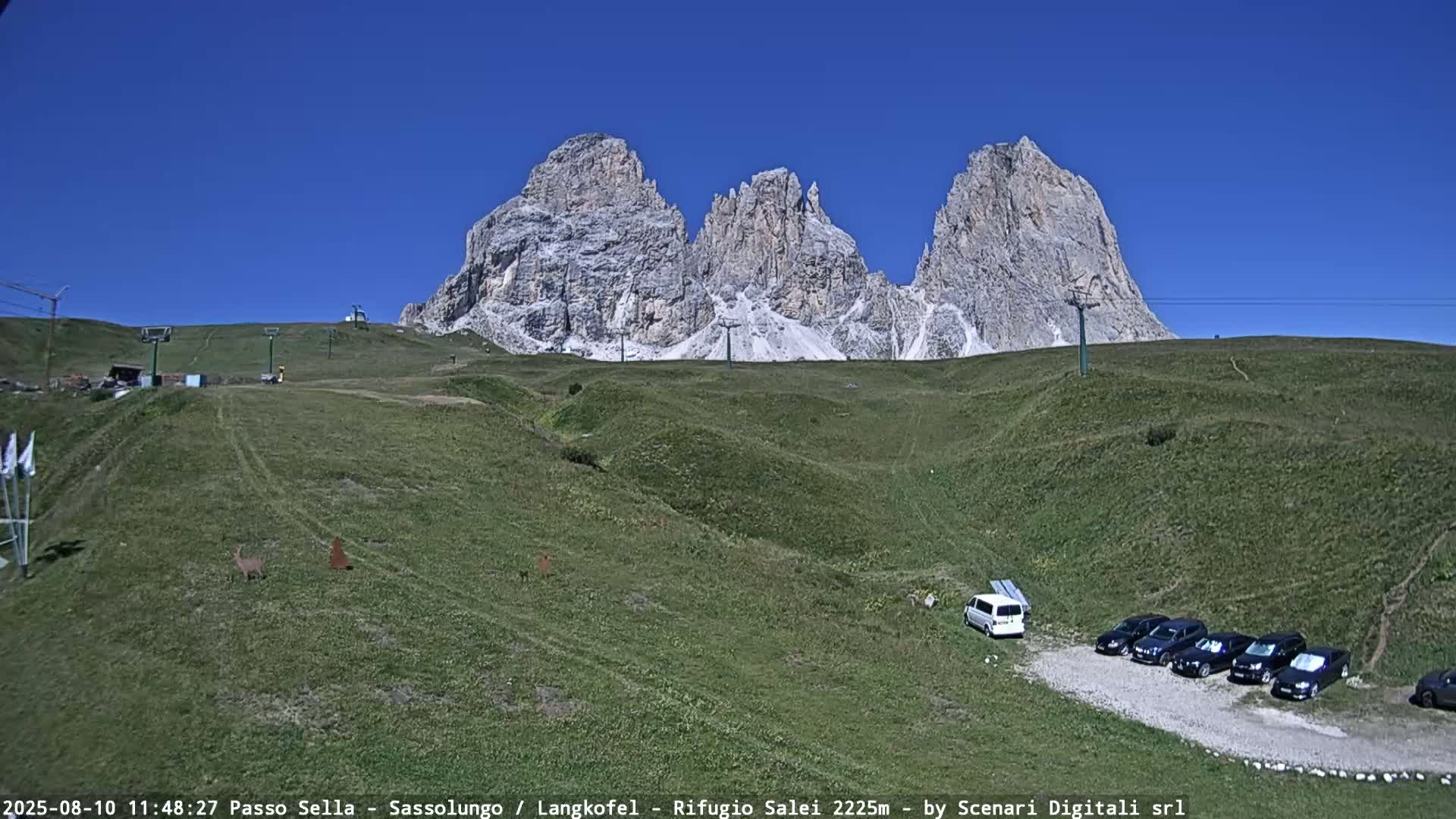 Sassolungo , Langkofel - Passo Sella Ski Slopes Dolomites Live Cam  - Bolzano, Trentino-South Tyrol, Italy