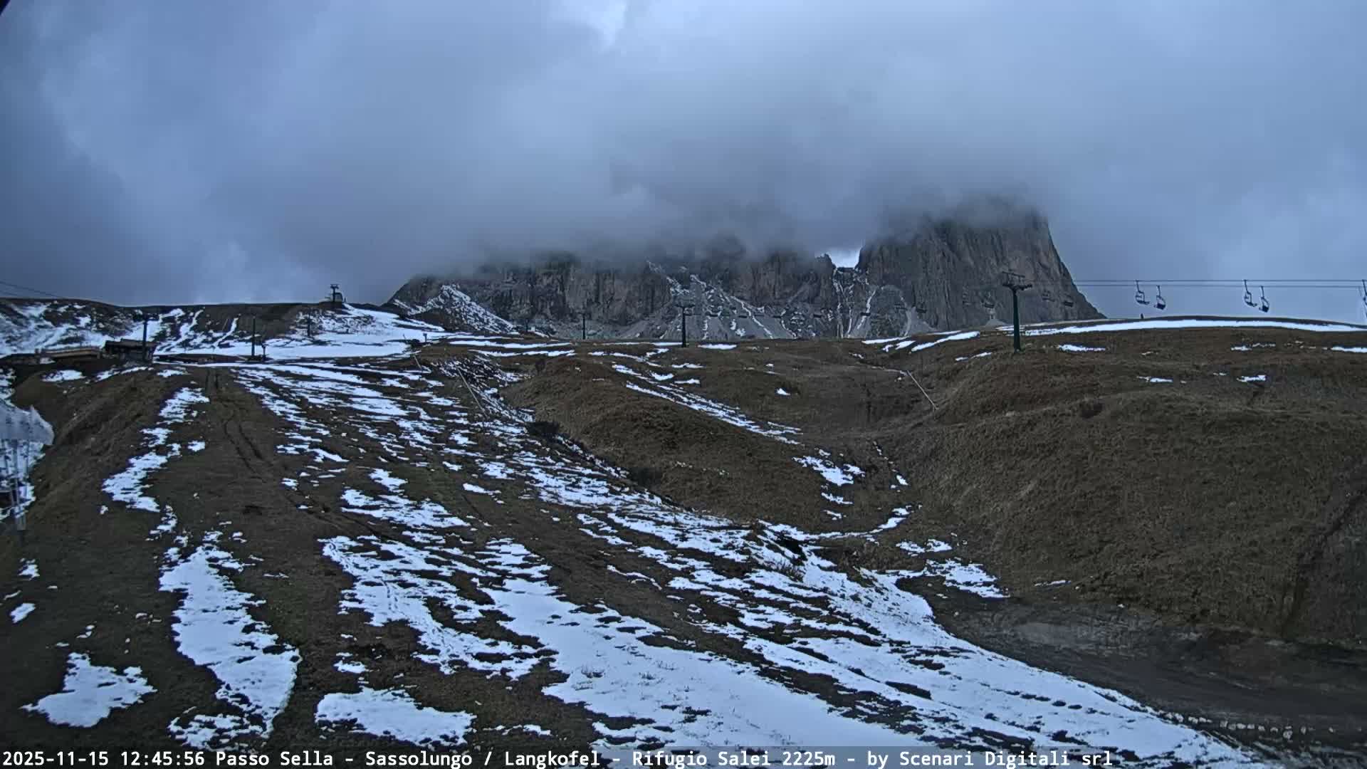 Sassolungo , Langkofel - Passo Sella Ski Slopes Dolomites Live Cam  - Bolzano, Trentino-South Tyrol, Italy