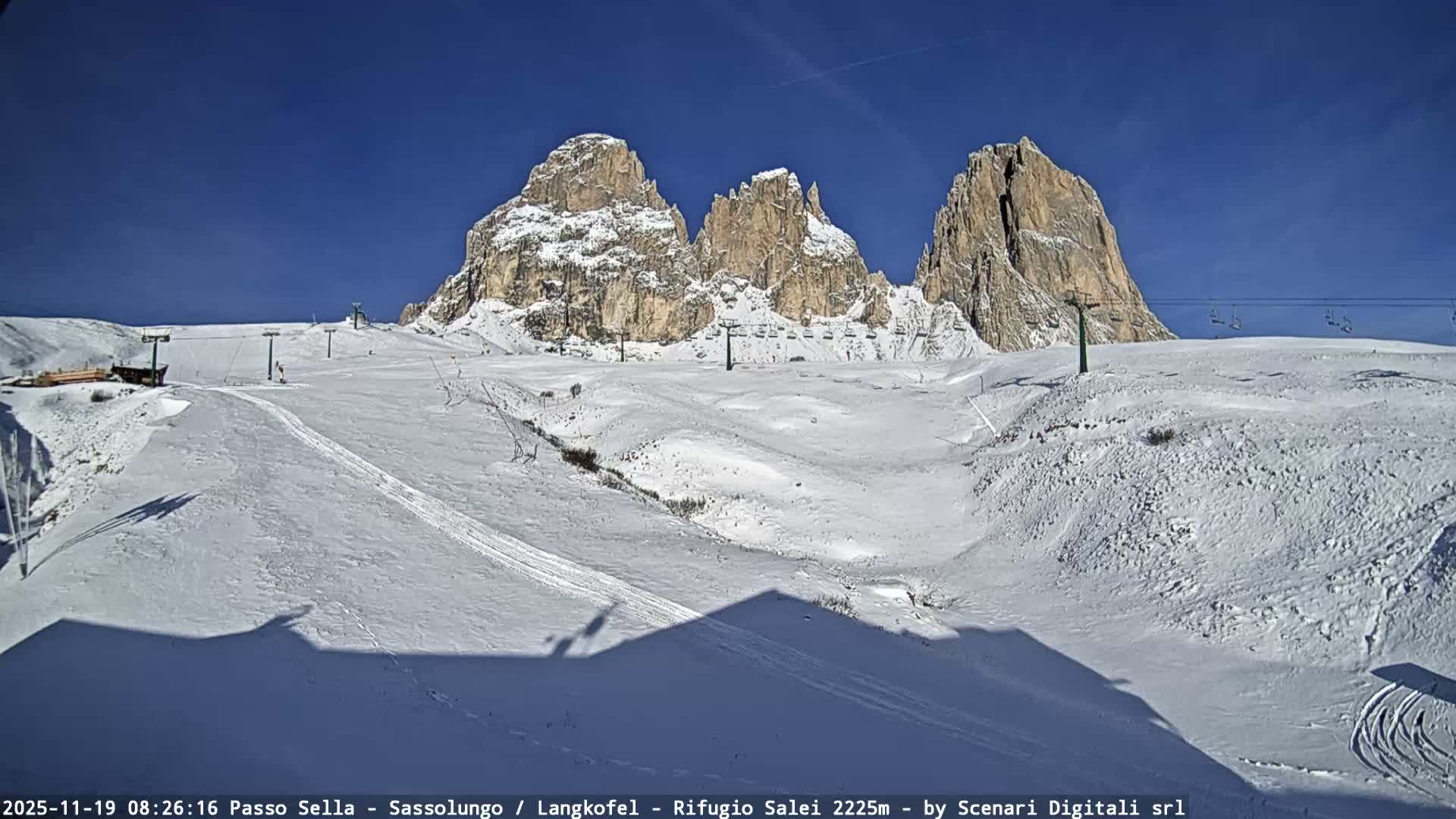 Sassolungo , Langkofel - Passo Sella Ski Slopes Dolomites Live Cam  - Bolzano, Trentino-South Tyrol, Italy