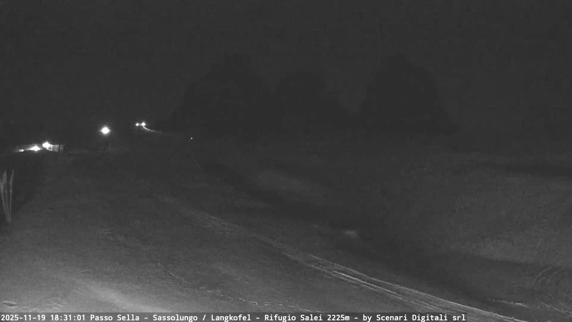 Sassolungo , Langkofel - Passo Sella Ski Slopes Dolomites Live Cam  - Bolzano, Trentino-South Tyrol, Italy