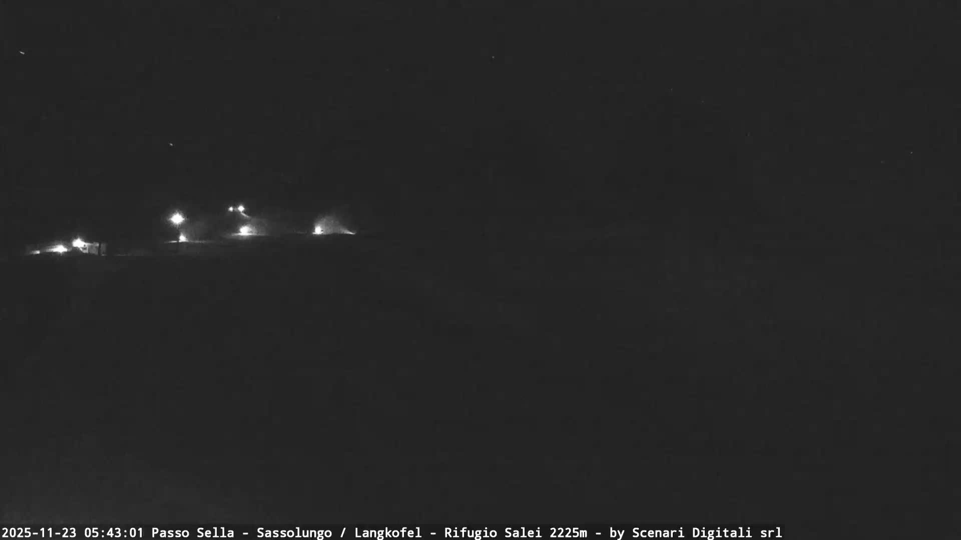 Sassolungo , Langkofel - Passo Sella Ski Slopes Dolomites Live Cam  - Bolzano, Trentino-South Tyrol, Italy