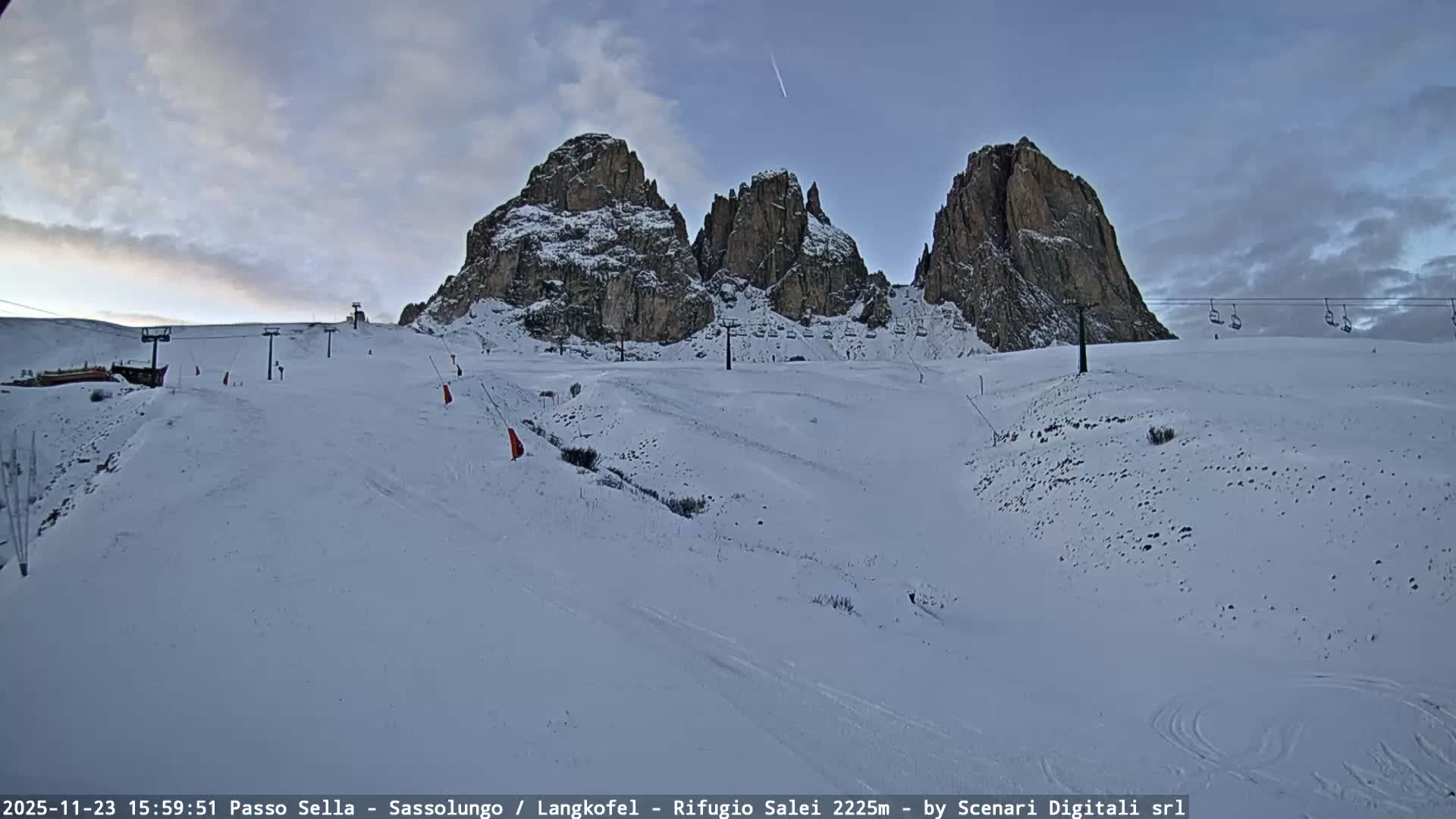 Sassolungo , Langkofel - Passo Sella Ski Slopes Dolomites Live Cam  - Bolzano, Trentino-South Tyrol, Italy