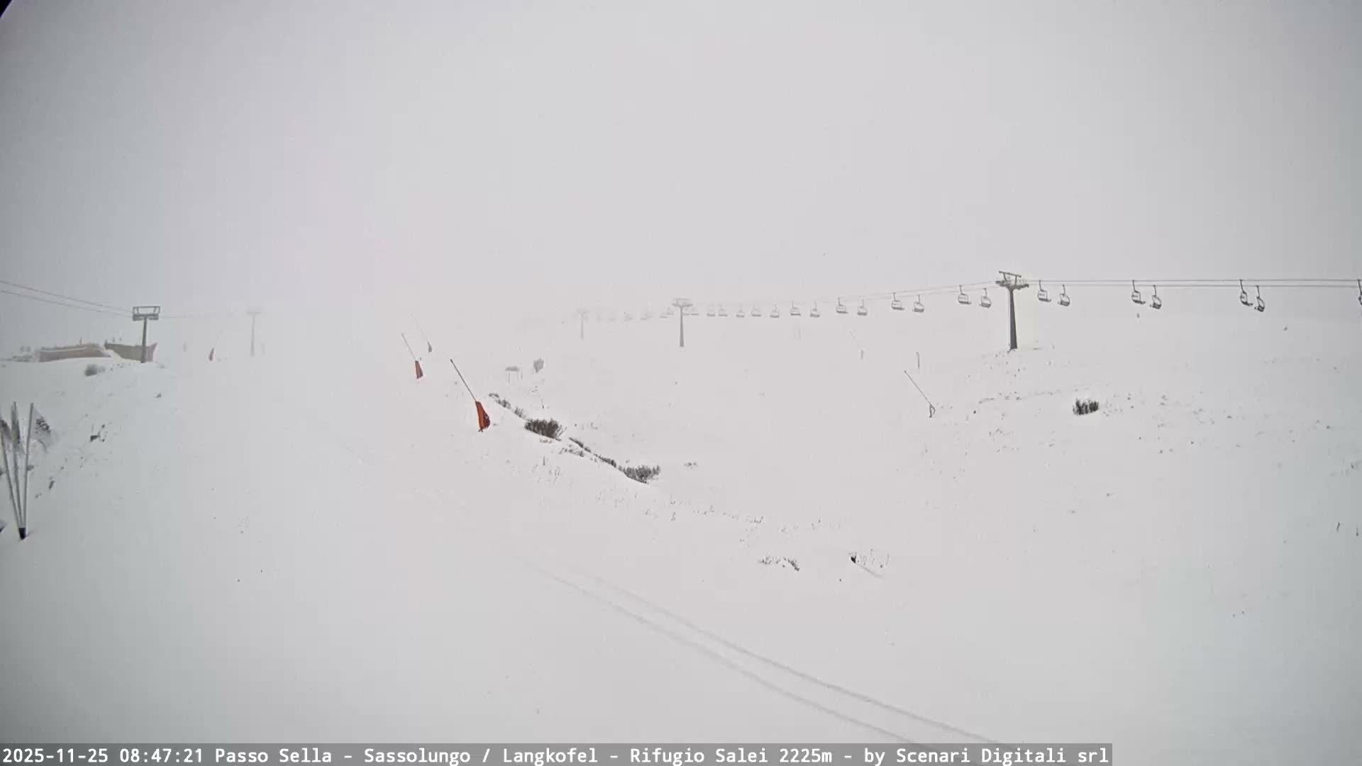 Sassolungo , Langkofel - Passo Sella Ski Slopes Dolomites Live Cam  - Bolzano, Trentino-South Tyrol, Italy