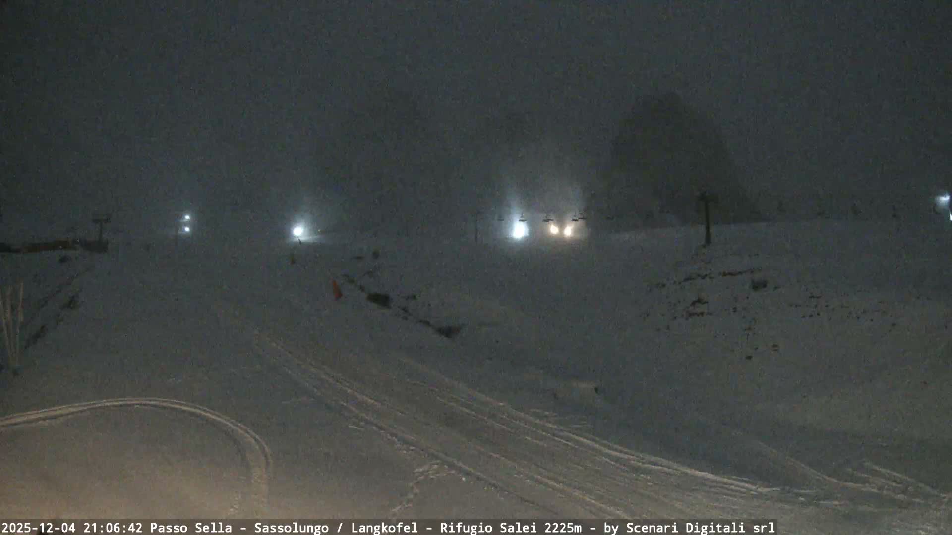 Sassolungo , Langkofel - Passo Sella Ski Slopes Dolomites Live Cam  - Bolzano, Trentino-South Tyrol, Italy