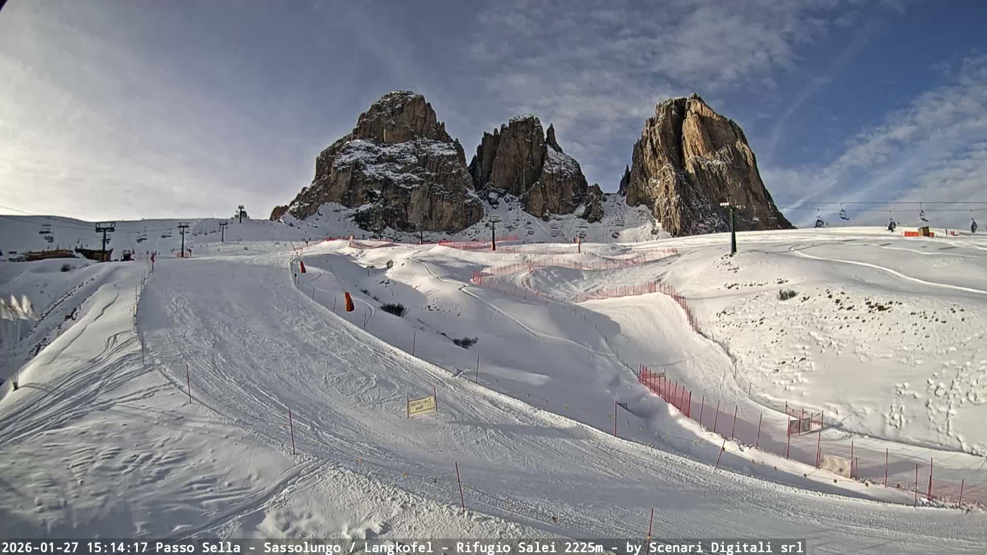 Sassolungo , Langkofel - Passo Sella Ski Slopes Dolomites Live Cam  - Bolzano, Trentino-South Tyrol, Italy