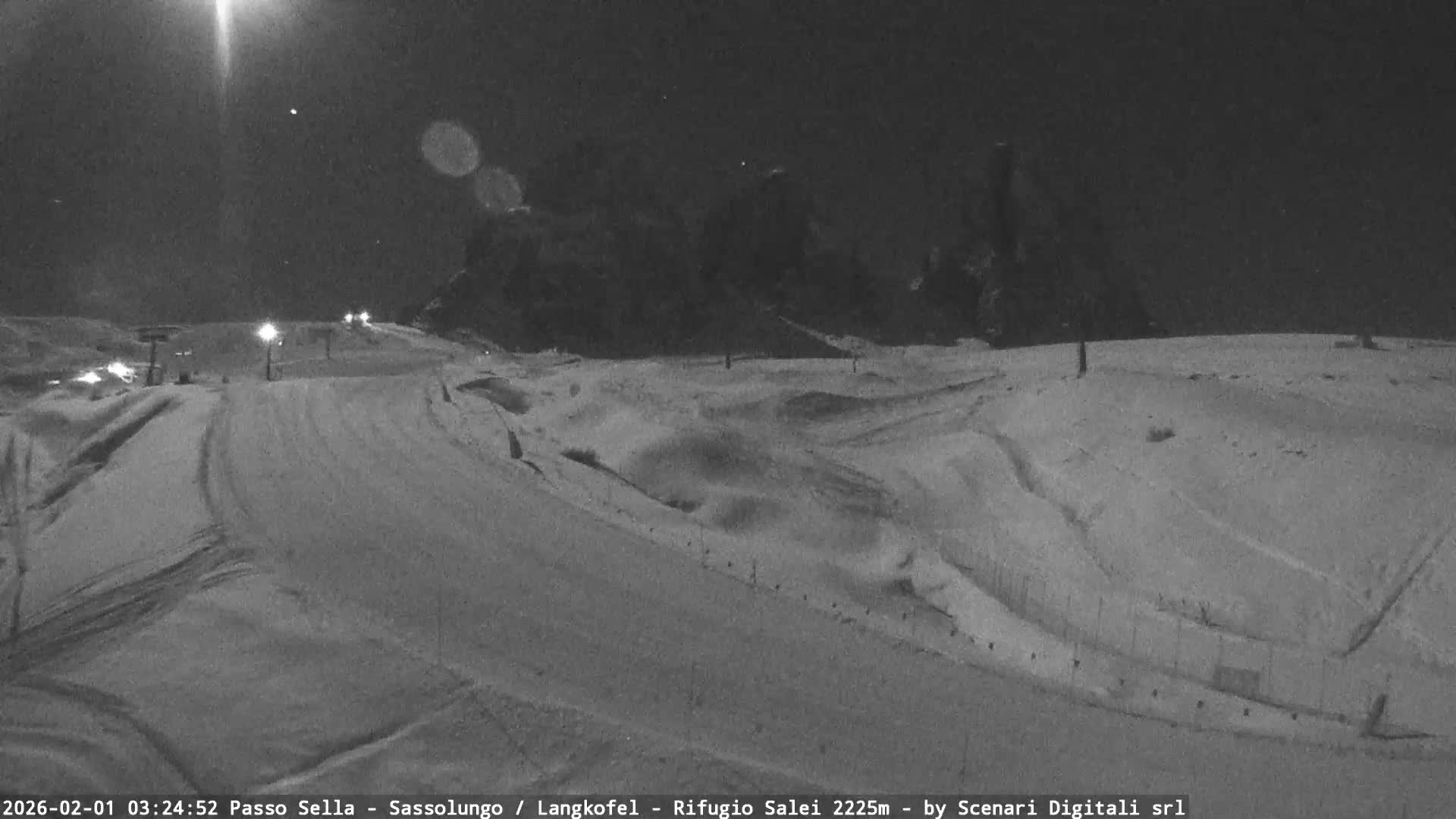 Sassolungo , Langkofel - Passo Sella Ski Slopes Dolomites Live Cam  - Bolzano, Trentino-South Tyrol, Italy
