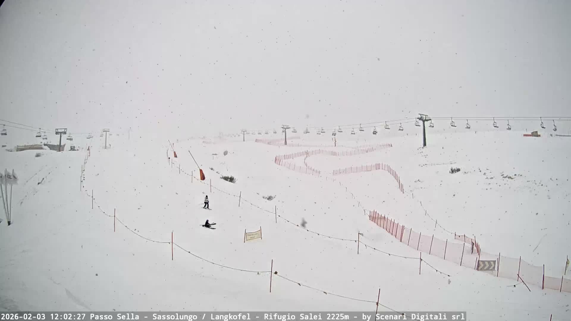 Sassolungo , Langkofel - Passo Sella Ski Slopes Dolomites Live Cam  - Bolzano, Trentino-South Tyrol, Italy