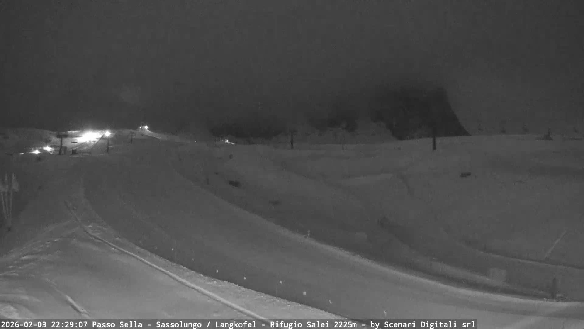 Sassolungo , Langkofel - Passo Sella Ski Slopes Dolomites Live Cam  - Bolzano, Trentino-South Tyrol, Italy