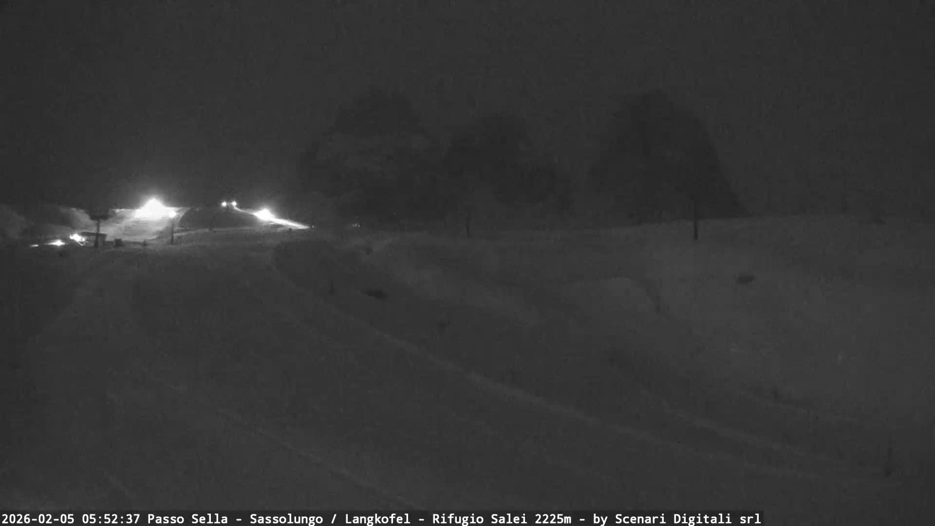 Sassolungo , Langkofel - Passo Sella Ski Slopes Dolomites Live Cam  - Bolzano, Trentino-South Tyrol, Italy