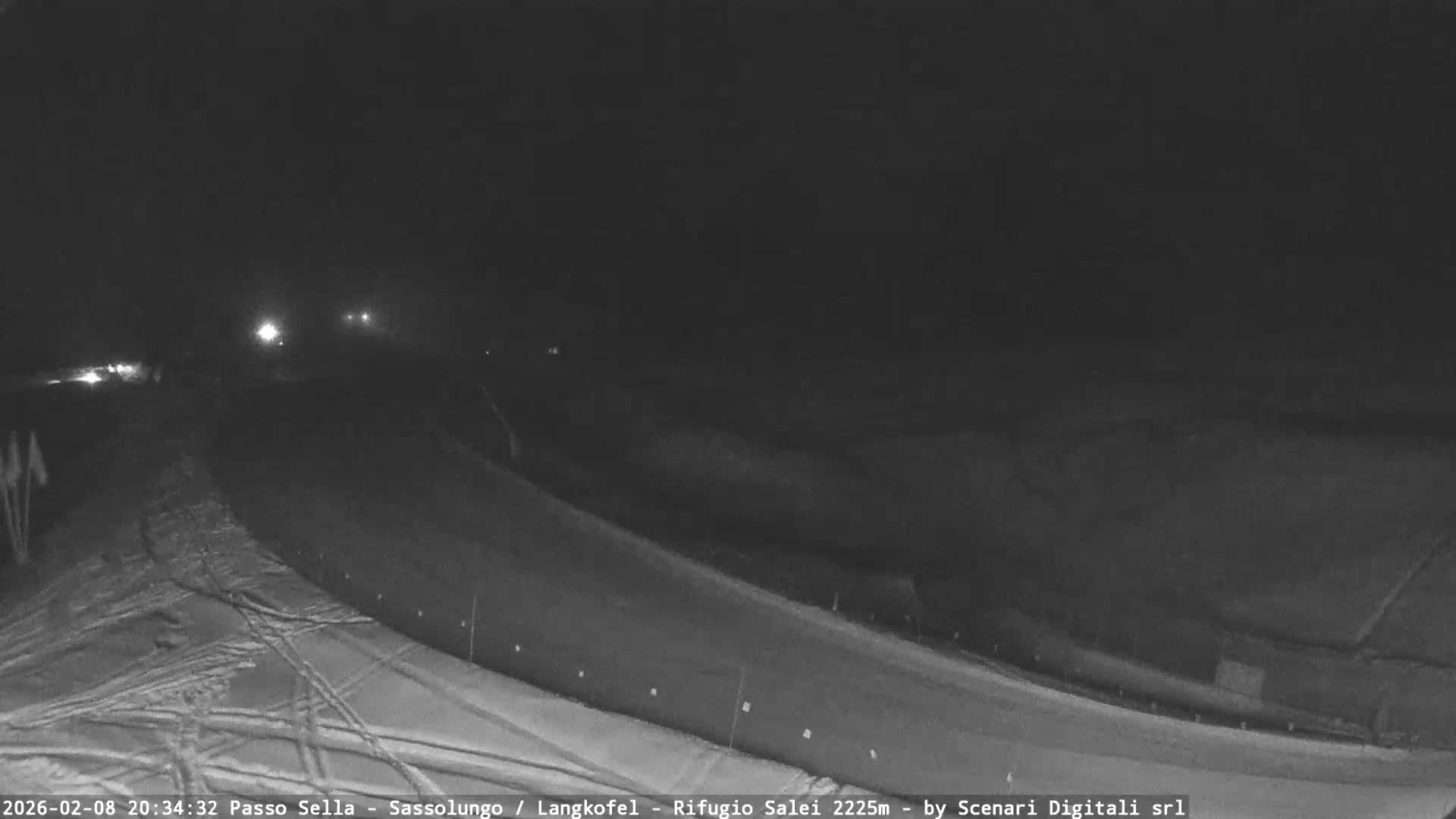 Sassolungo , Langkofel - Passo Sella Ski Slopes Dolomites Live Cam  - Bolzano, Trentino-South Tyrol, Italy