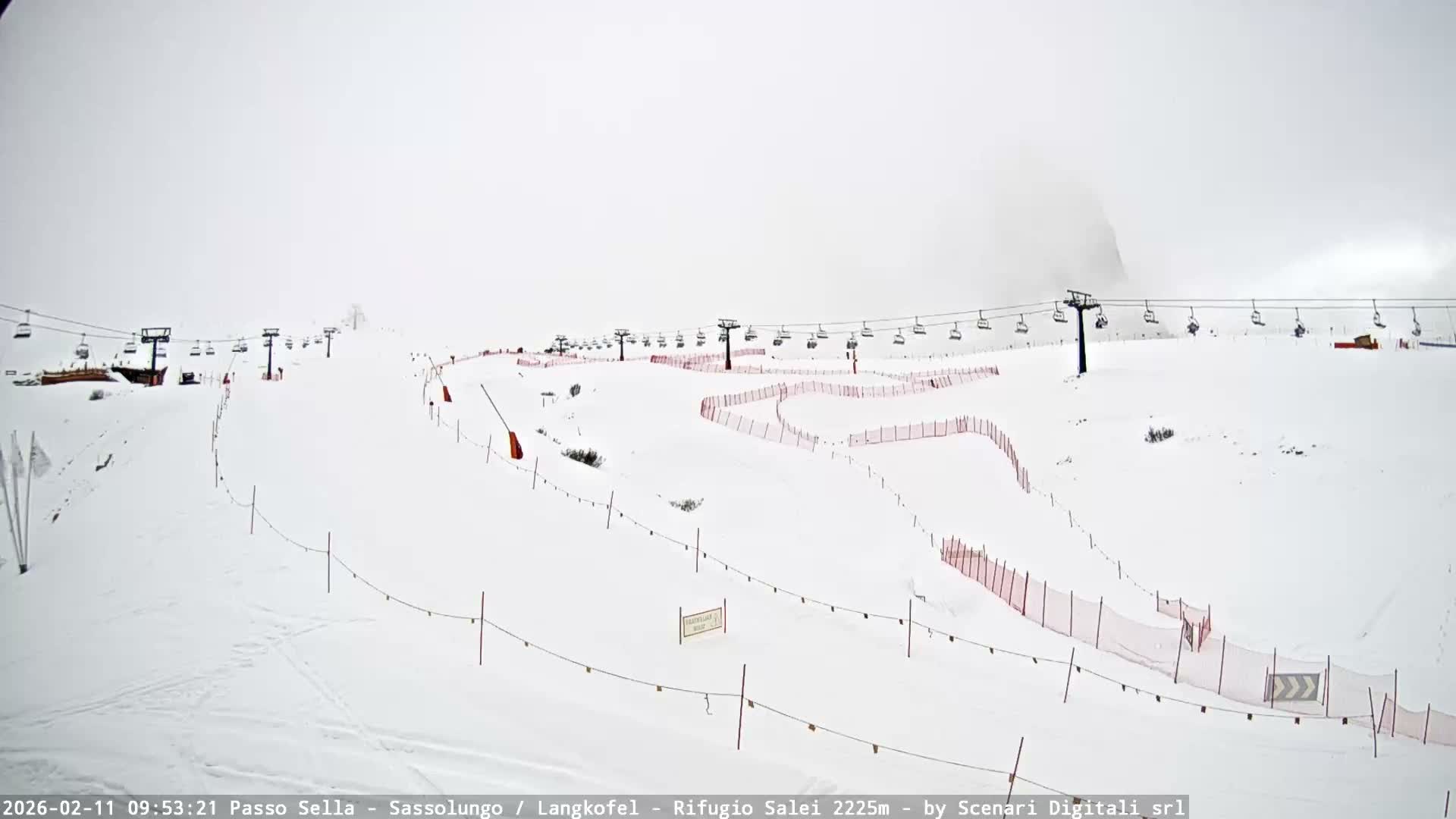 Sassolungo , Langkofel - Passo Sella Ski Slopes Dolomites Live Cam  - Bolzano, Trentino-South Tyrol, Italy
