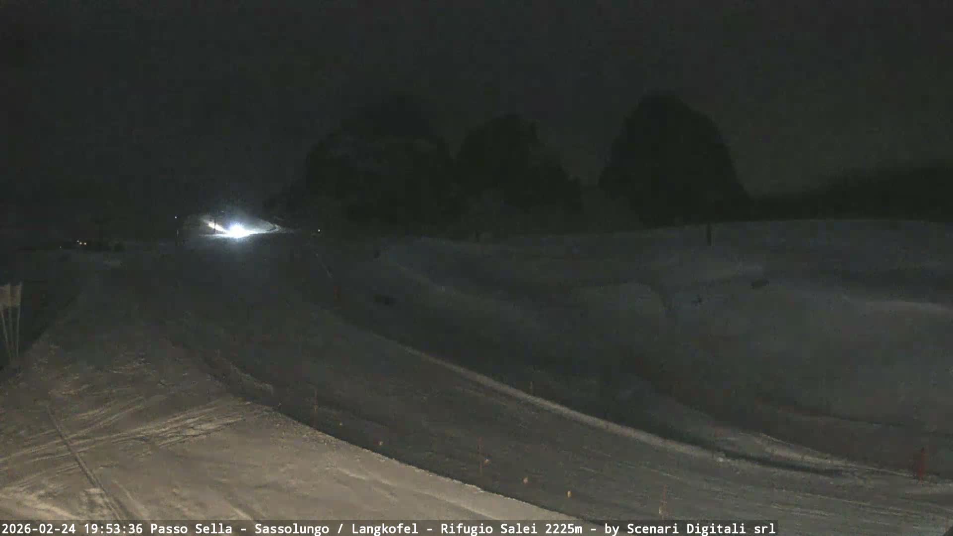 Sassolungo , Langkofel - Passo Sella Ski Slopes Dolomites Live Cam  - Bolzano, Trentino-South Tyrol, Italy