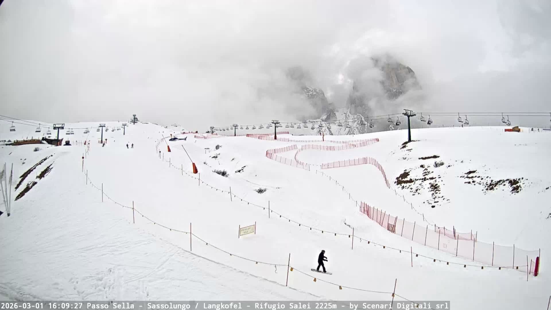 Sassolungo , Langkofel - Passo Sella Ski Slopes Dolomites Live Cam  - Bolzano, Trentino-South Tyrol, Italy