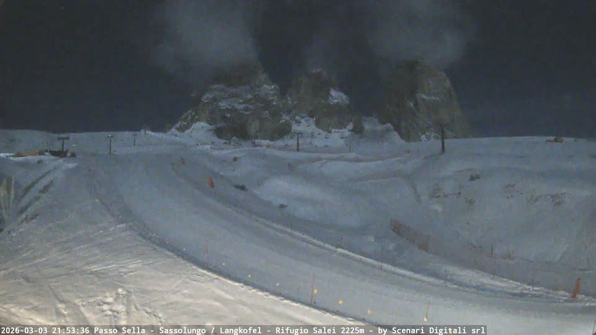 Sassolungo , Langkofel - Passo Sella Ski Slopes Dolomites Live Cam  - Bolzano, Trentino-South Tyrol, Italy