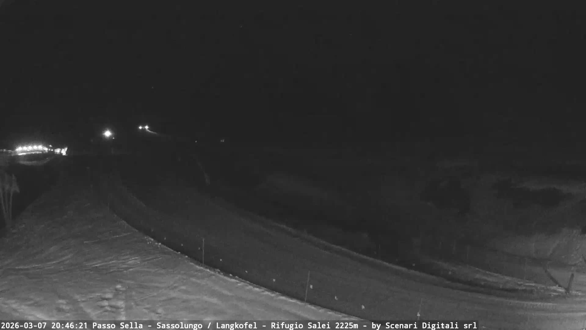 Sassolungo , Langkofel - Passo Sella Ski Slopes Dolomites Live Cam  - Bolzano, Trentino-South Tyrol, Italy