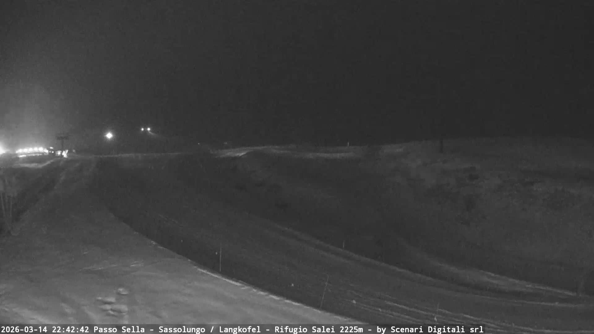 Sassolungo , Langkofel - Passo Sella Ski Slopes Dolomites Live Cam  - Bolzano, Trentino-South Tyrol, Italy