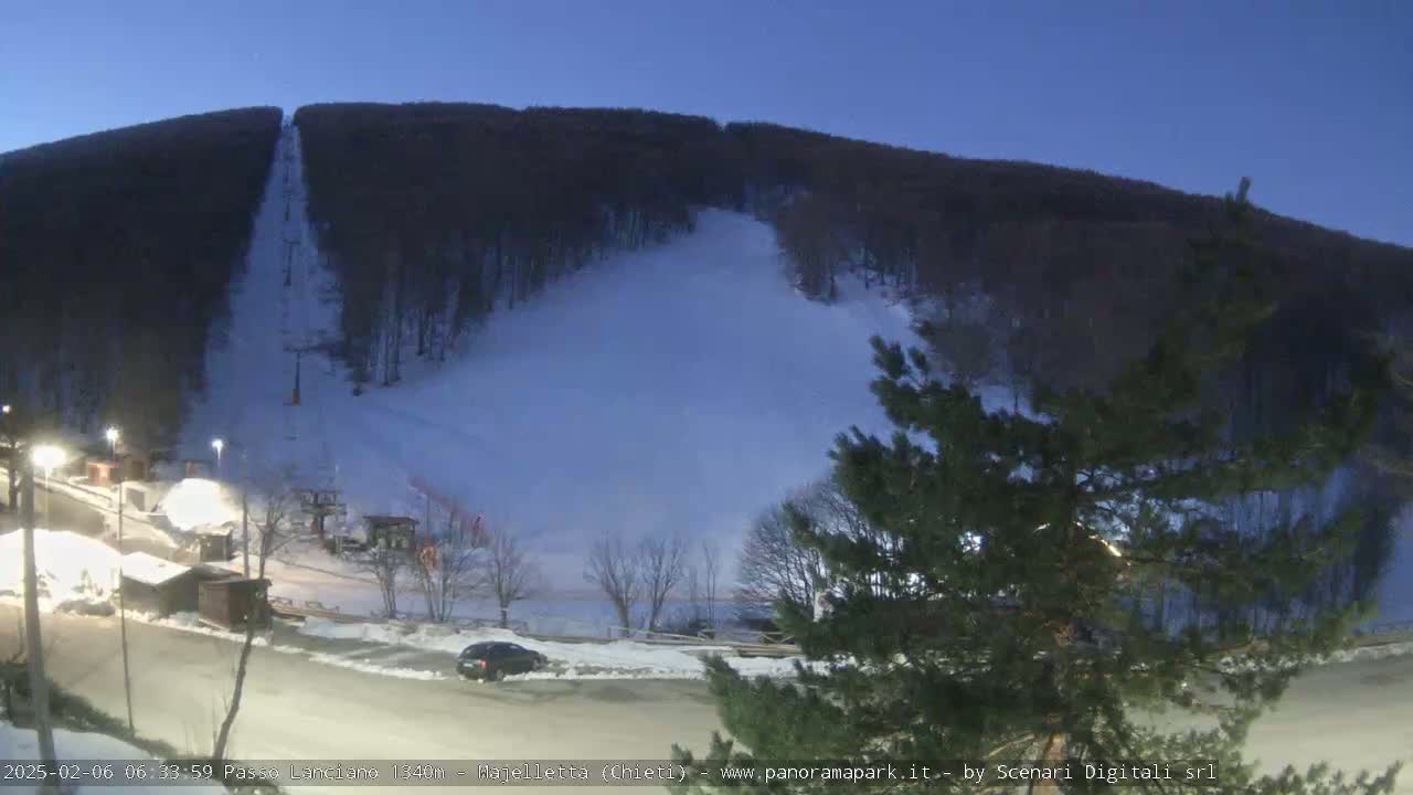 Majelletta, Passo Lanciano Ski Slope Live Cam - Chitei, Abruzzo, Italy