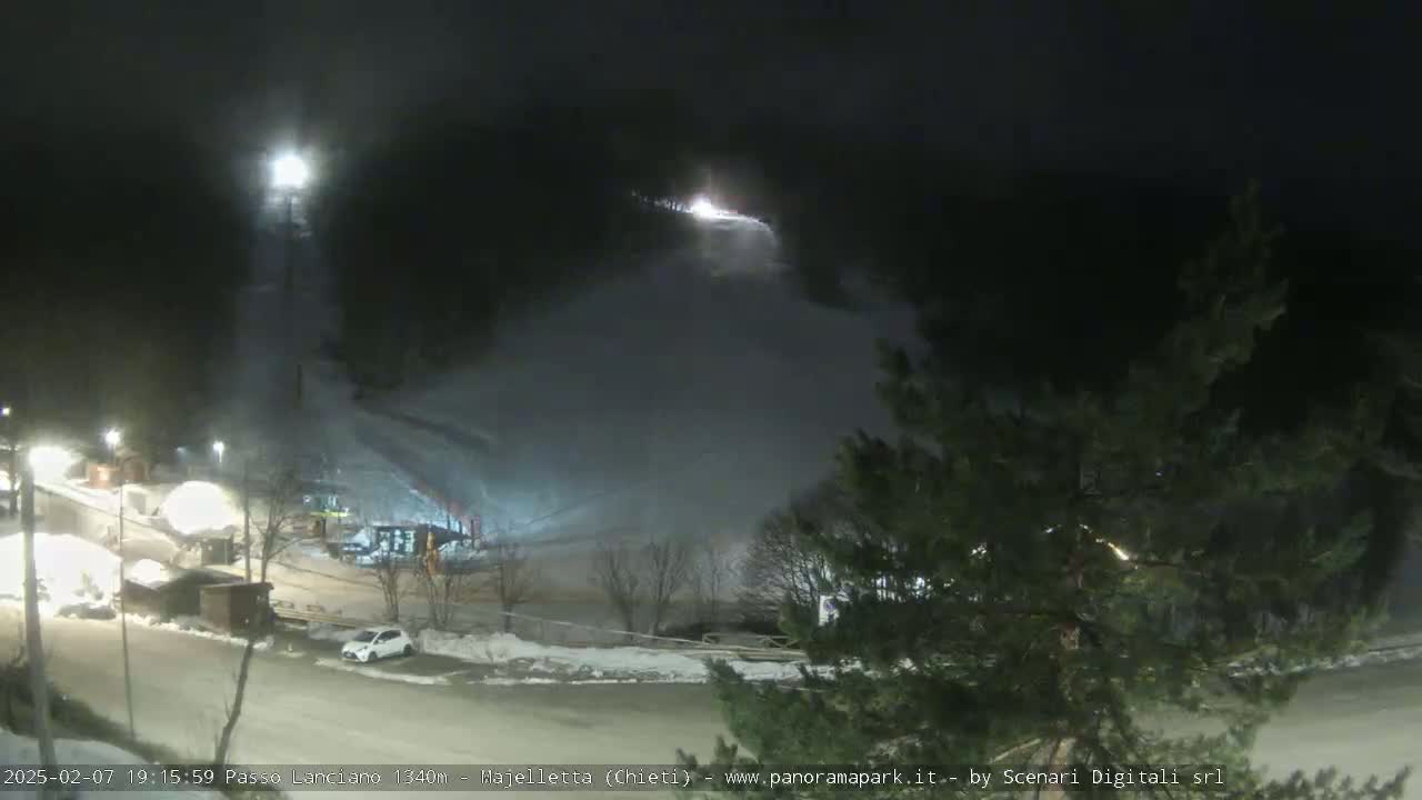 Majelletta, Passo Lanciano Ski Slope Live Cam - Chitei, Abruzzo, Italy