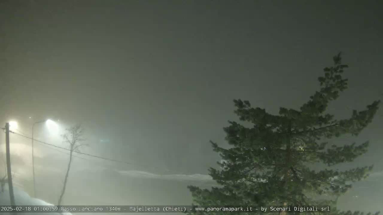 Majelletta, Passo Lanciano Ski Slope Live Cam - Chitei, Abruzzo, Italy