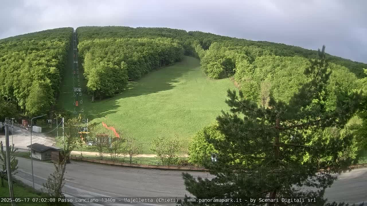 Majelletta, Passo Lanciano Ski Slope Live Cam - Chitei, Abruzzo, Italy