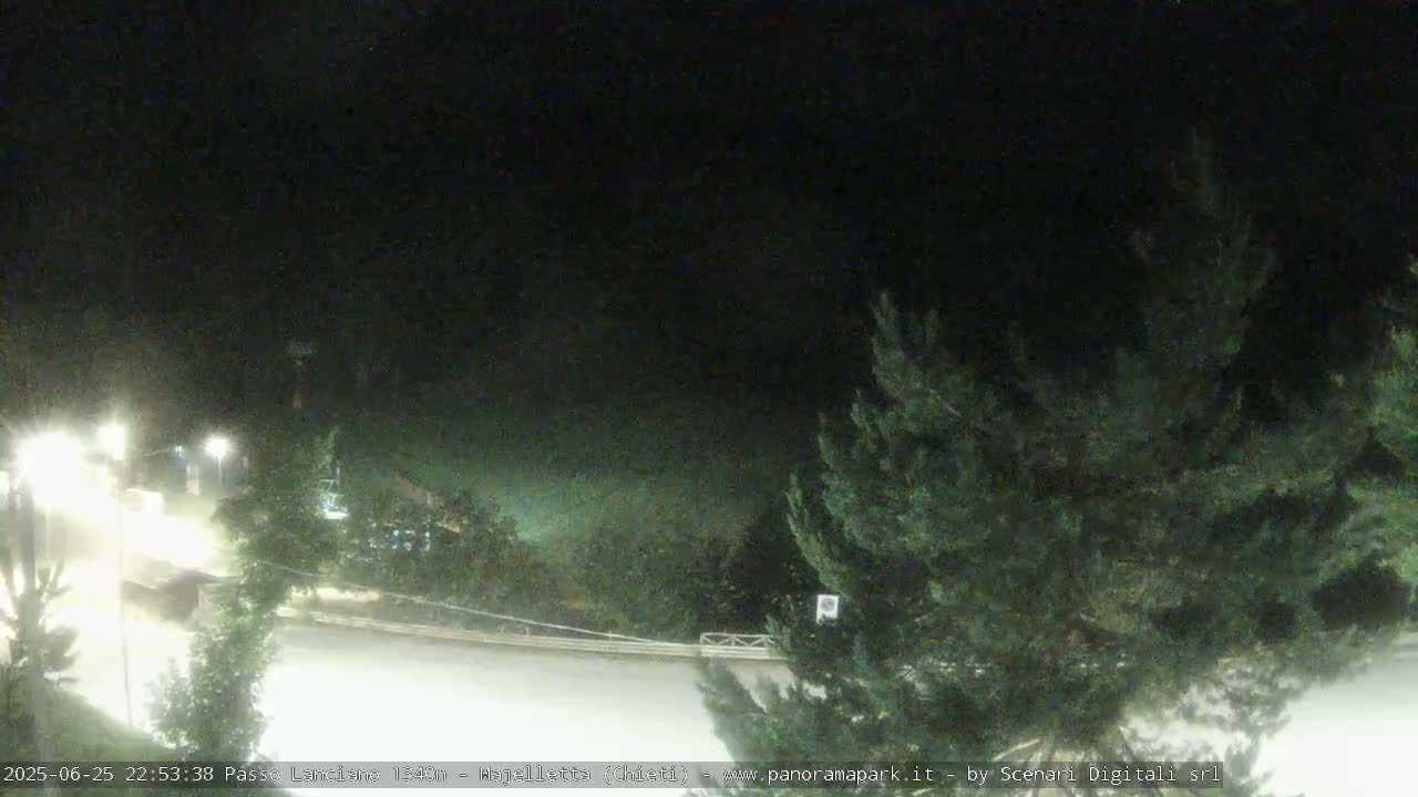 Majelletta, Passo Lanciano Ski Slope Live Cam - Chitei, Abruzzo, Italy