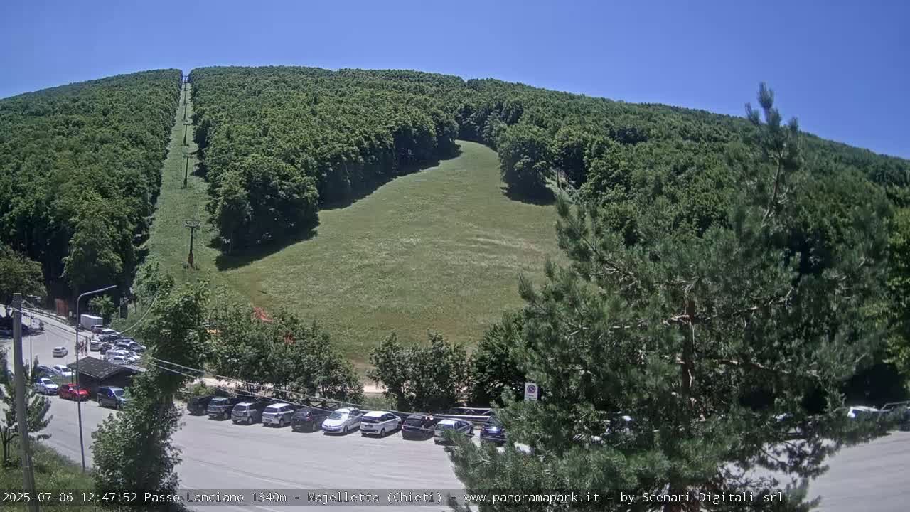 Majelletta, Passo Lanciano Ski Slope Live Cam - Chitei, Abruzzo, Italy