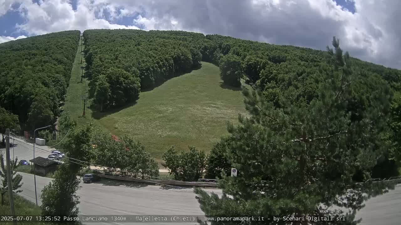 Majelletta, Passo Lanciano Ski Slope Live Cam - Chitei, Abruzzo, Italy