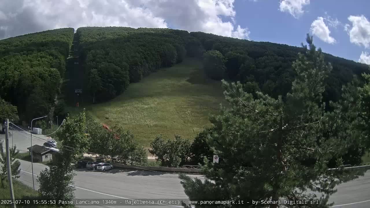 Majelletta, Passo Lanciano Ski Slope Live Cam - Chitei, Abruzzo, Italy