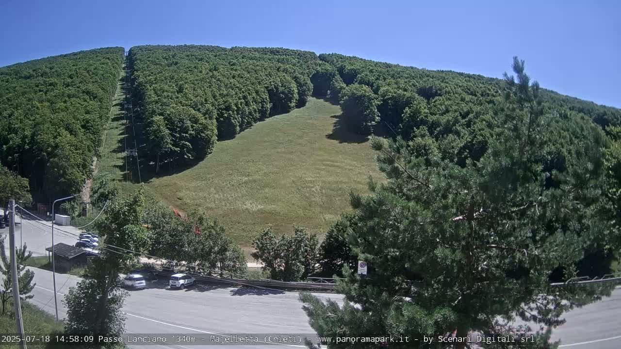Majelletta, Passo Lanciano Ski Slope Live Cam - Chitei, Abruzzo, Italy