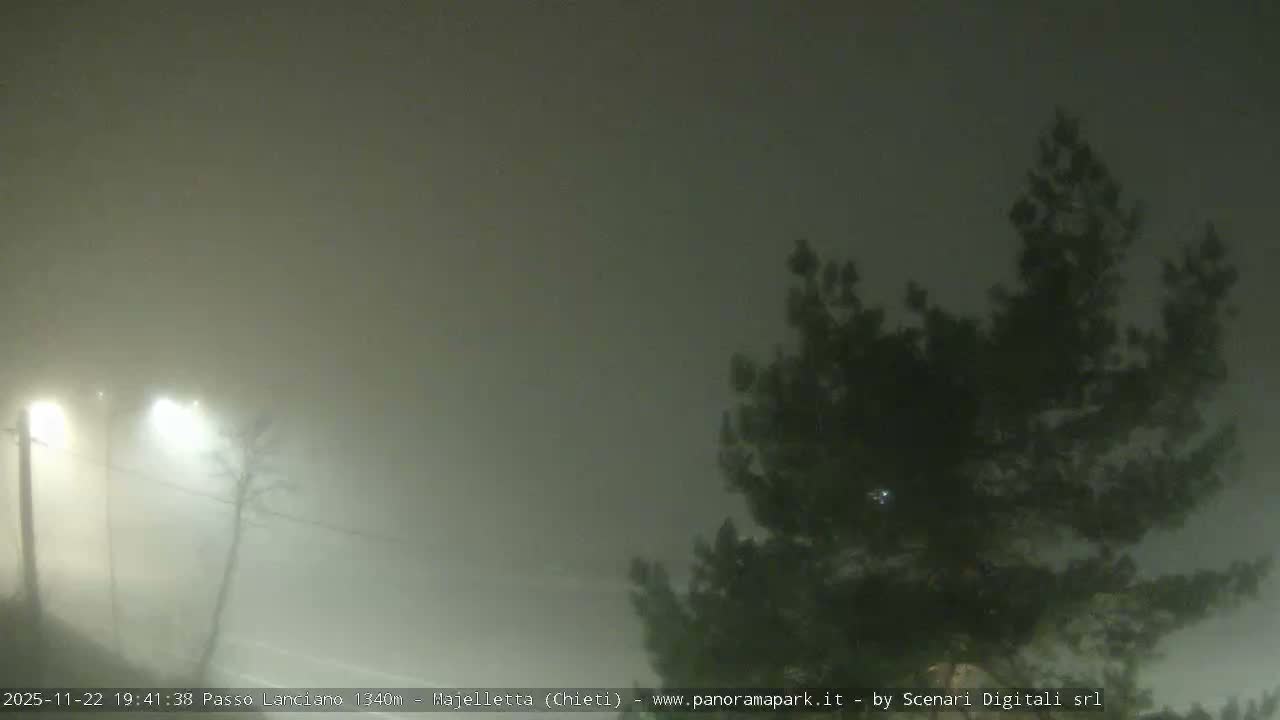 Majelletta, Passo Lanciano Ski Slope Live Cam - Chitei, Abruzzo, Italy