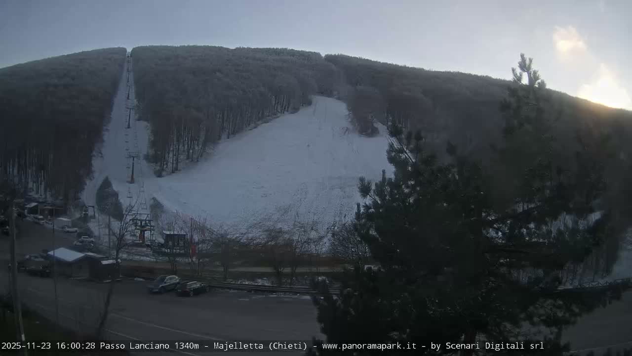 Majelletta, Passo Lanciano Ski Slope Live Cam - Chitei, Abruzzo, Italy