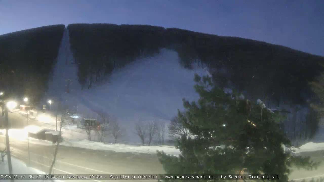 Majelletta, Passo Lanciano Ski Slope Live Cam - Chitei, Abruzzo, Italy