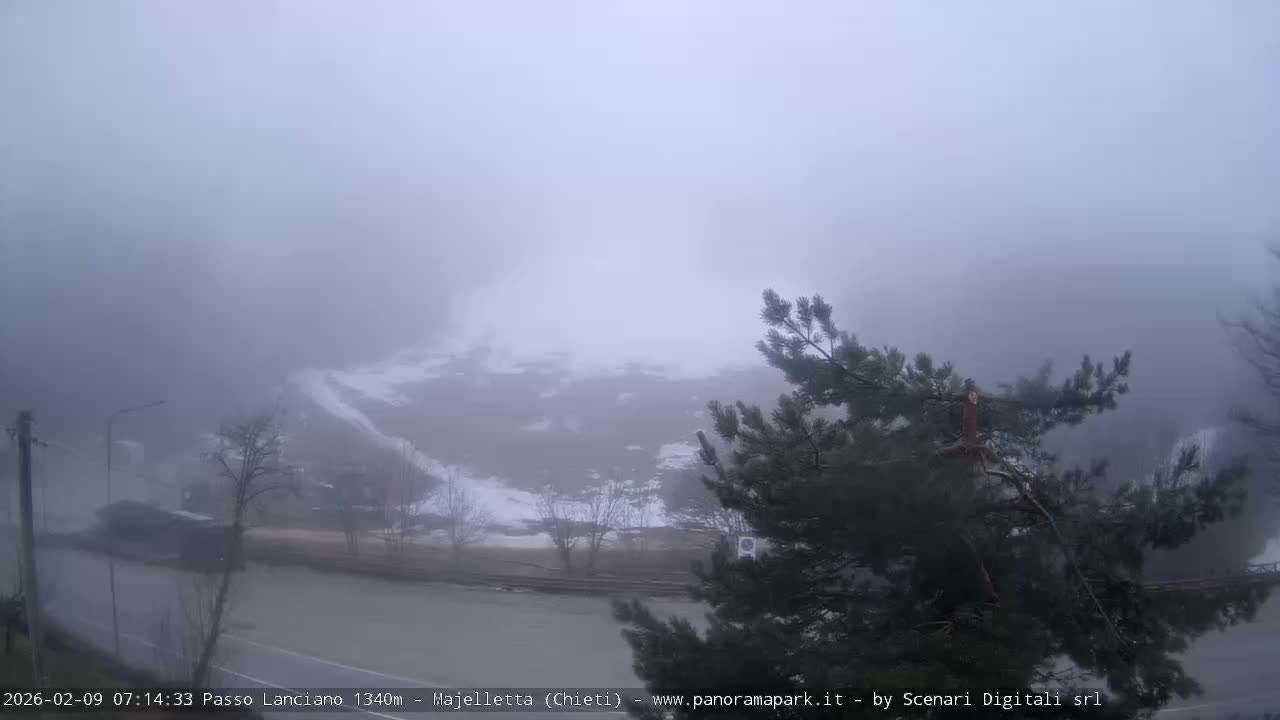 Majelletta, Passo Lanciano Ski Slope Live Cam - Chitei, Abruzzo, Italy