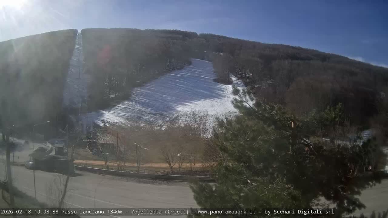 Majelletta, Passo Lanciano Ski Slope Live Cam - Chitei, Abruzzo, Italy