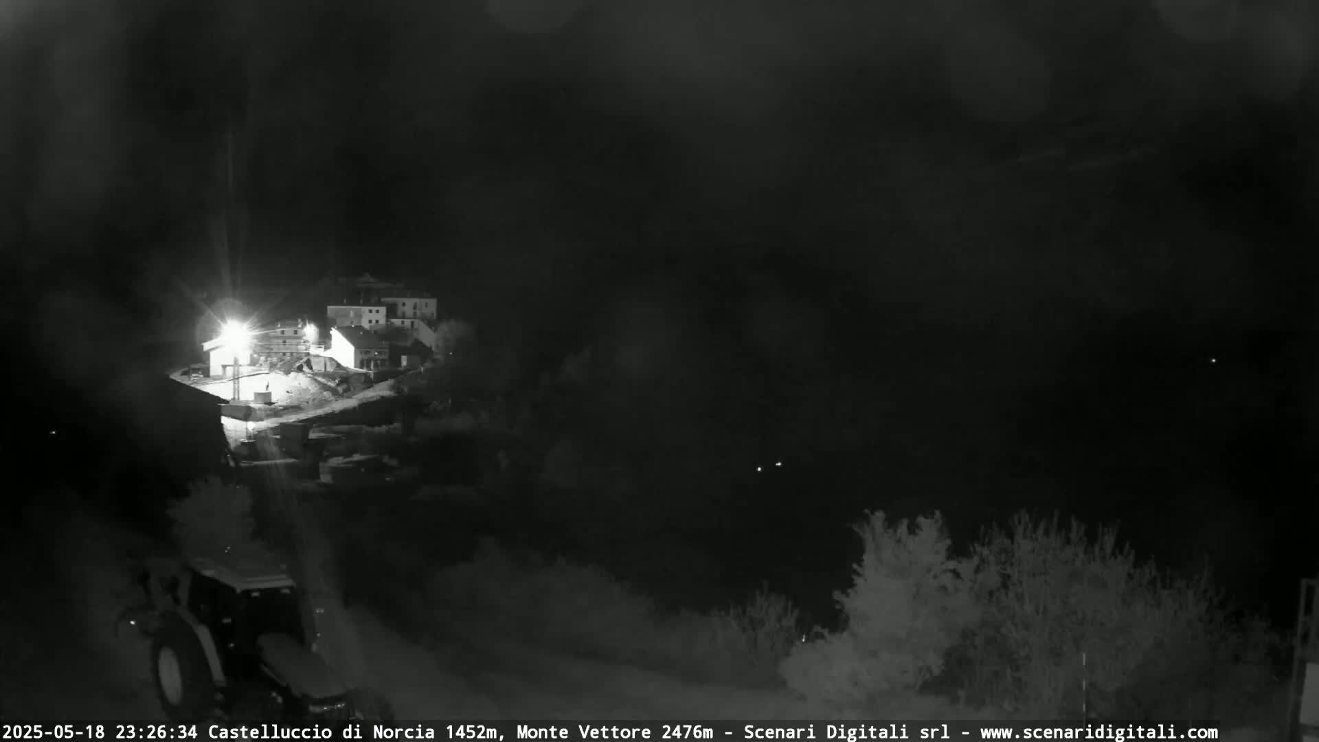 Castelluccio City di Norcia & Monte Vettoretto Mount Panaromic Live Cam - Perugia, Umbria, Italy