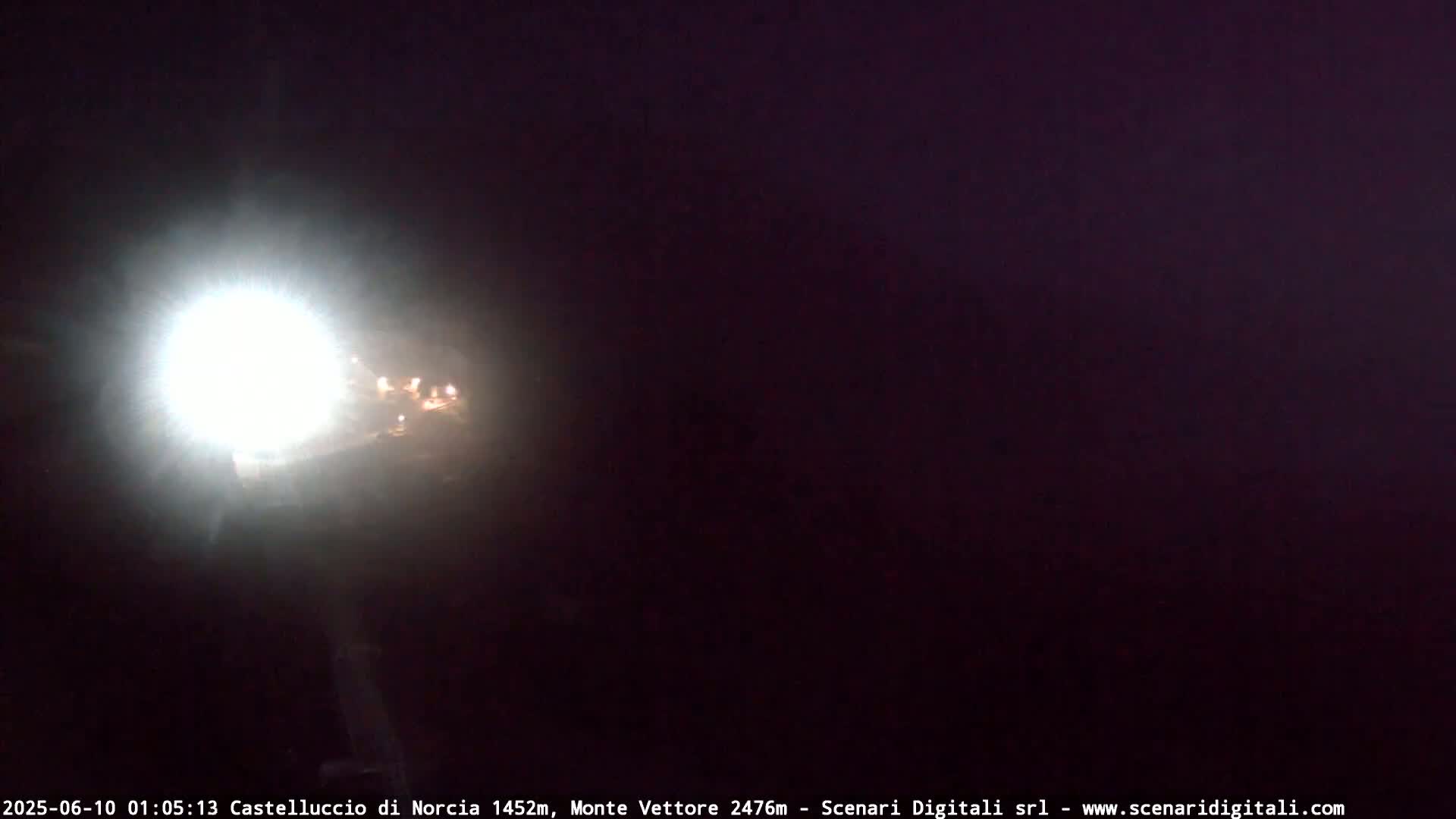 Castelluccio City di Norcia & Monte Vettoretto Mount Panaromic Live Cam - Perugia, Umbria, Italy