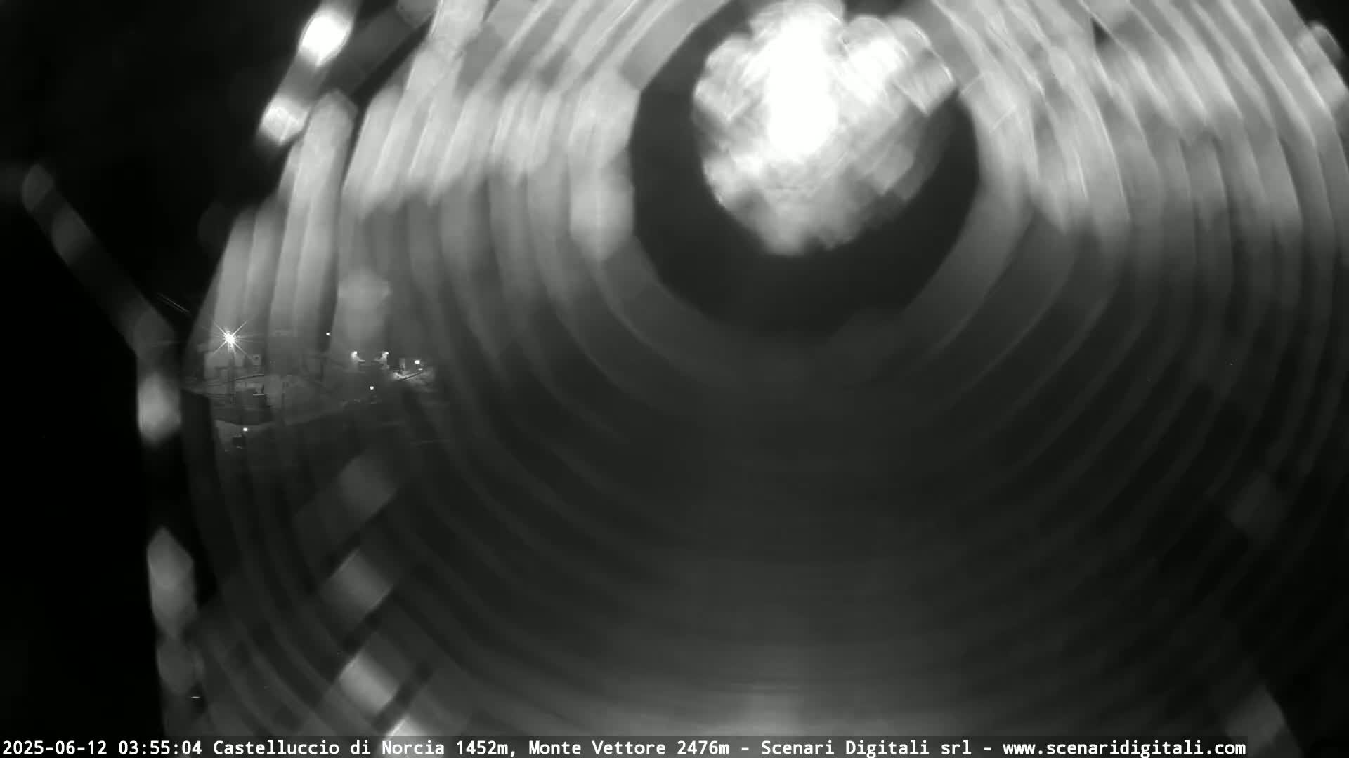 Castelluccio City di Norcia & Monte Vettoretto Mount Panaromic Live Cam - Perugia, Umbria, Italy