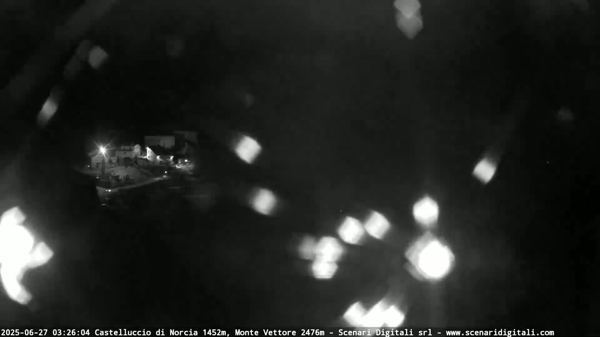 Castelluccio City di Norcia & Monte Vettoretto Mount Panaromic Live Cam - Perugia, Umbria, Italy
