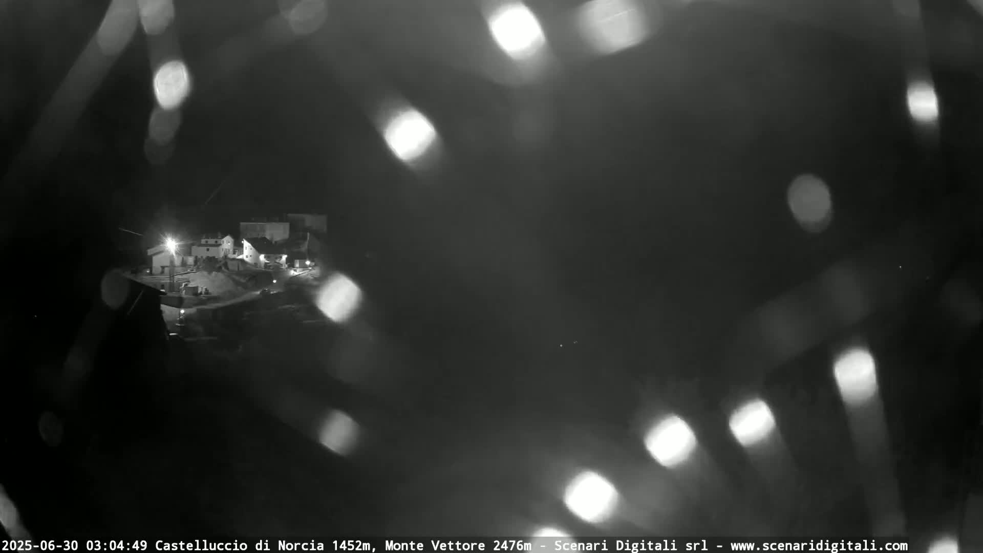 Castelluccio City di Norcia & Monte Vettoretto Mount Panaromic Live Cam - Perugia, Umbria, Italy
