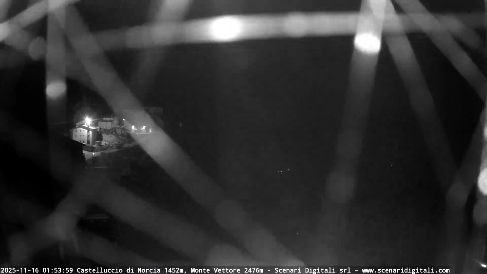 Castelluccio City di Norcia & Monte Vettoretto Mount Panaromic Live Cam - Perugia, Umbria, Italy