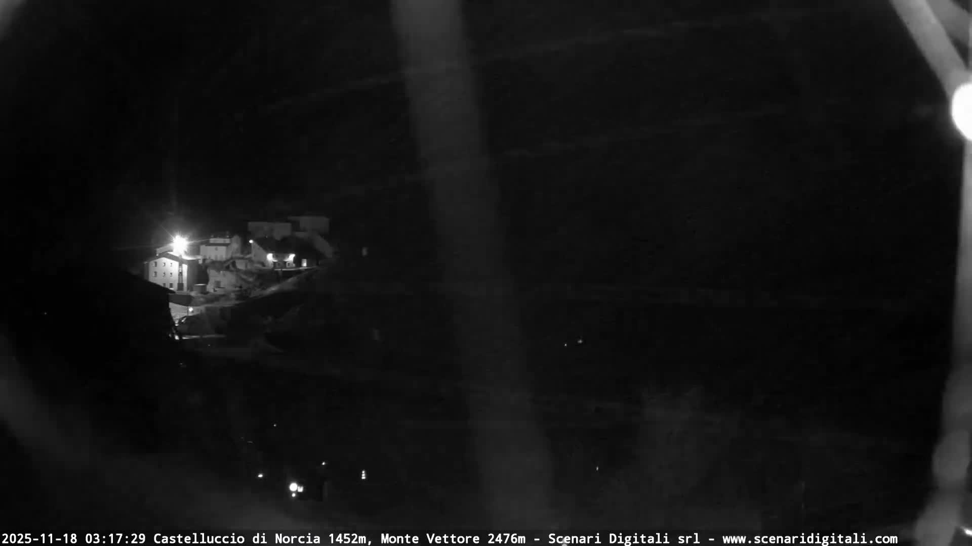 Castelluccio City di Norcia & Monte Vettoretto Mount Panaromic Live Cam - Perugia, Umbria, Italy