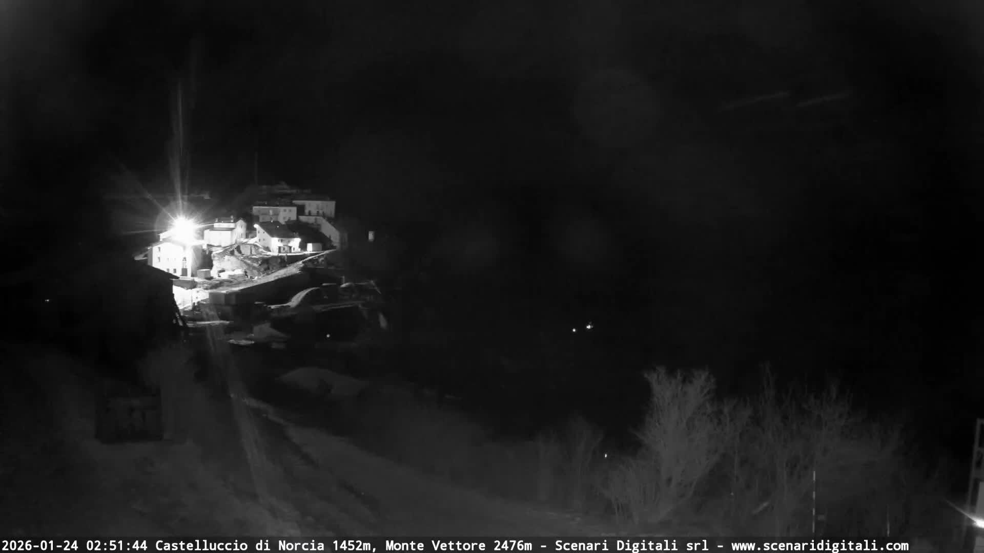Castelluccio City di Norcia & Monte Vettoretto Mount Panaromic Live Cam - Perugia, Umbria, Italy