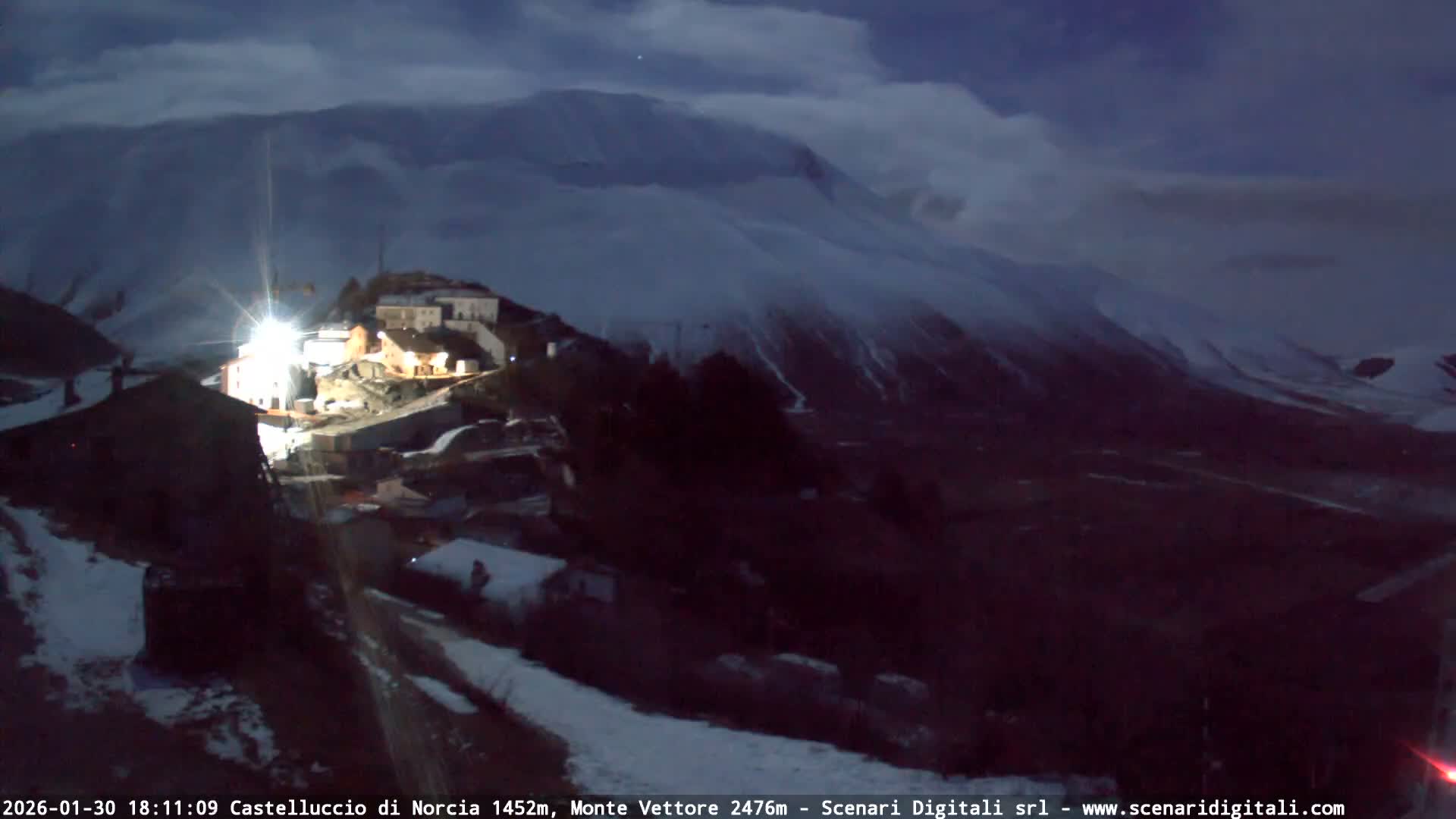 Castelluccio City di Norcia & Monte Vettoretto Mount Panaromic Live Cam - Perugia, Umbria, Italy