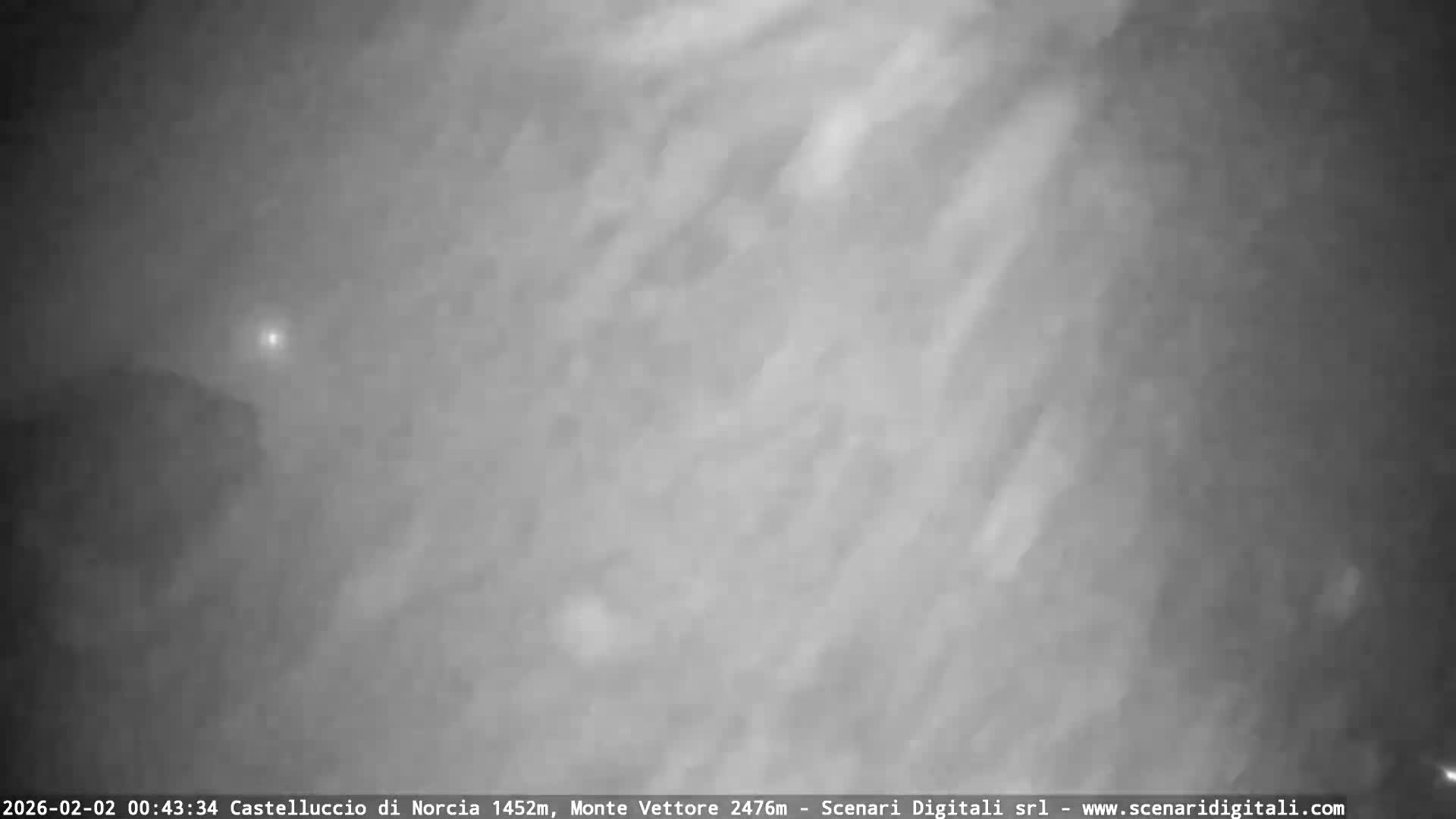 Castelluccio City di Norcia & Monte Vettoretto Mount Panaromic Live Cam - Perugia, Umbria, Italy