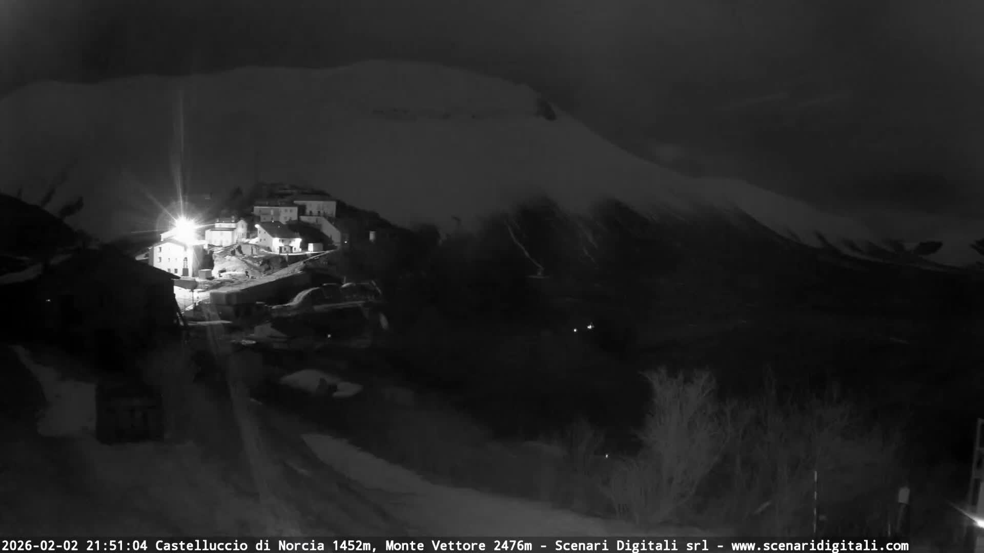 Castelluccio City di Norcia & Monte Vettoretto Mount Panaromic Live Cam - Perugia, Umbria, Italy