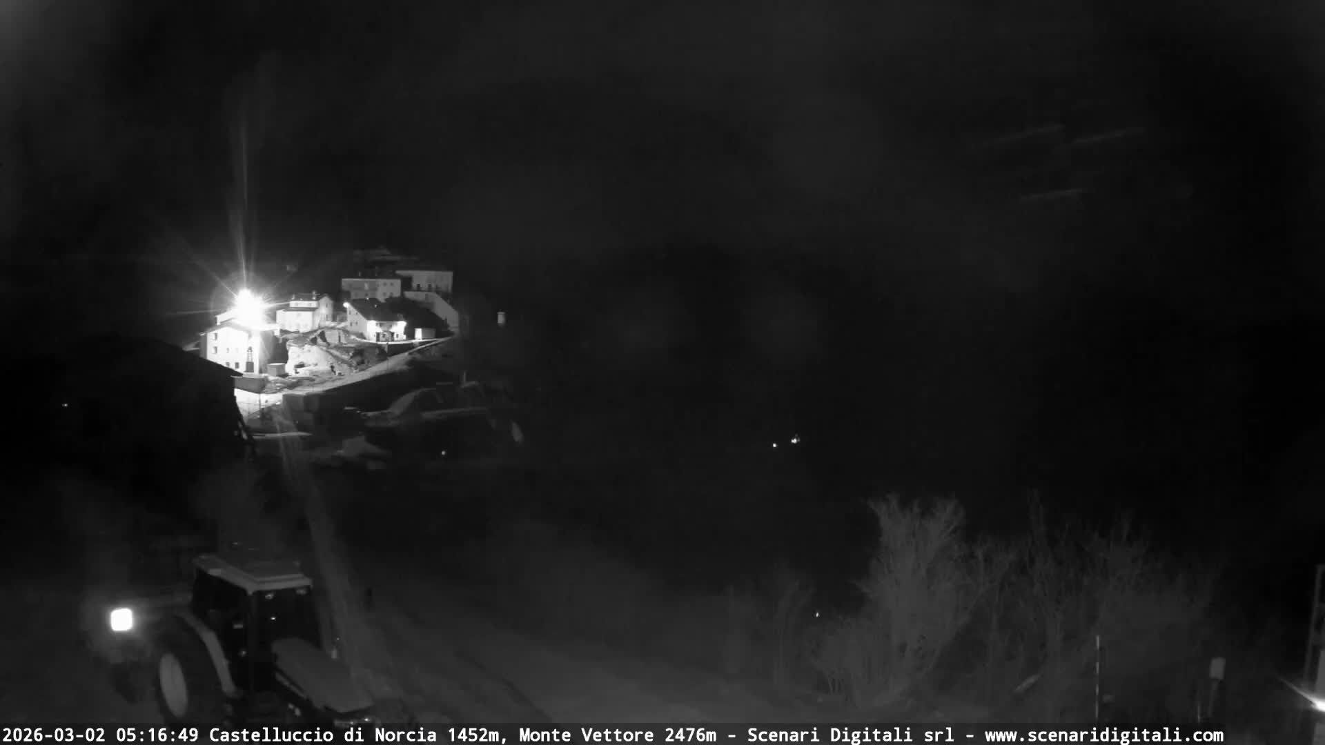 Castelluccio City di Norcia & Monte Vettoretto Mount Panaromic Live Cam - Perugia, Umbria, Italy