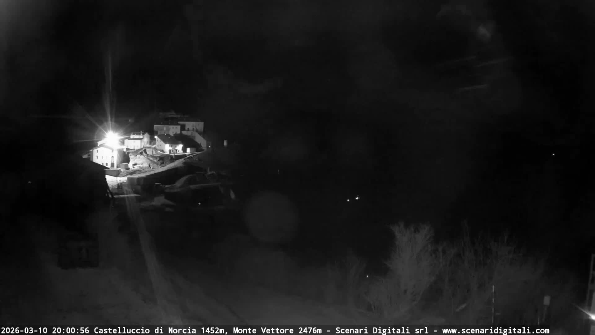 Castelluccio City di Norcia & Monte Vettoretto Mount Panaromic Live Cam - Perugia, Umbria, Italy
